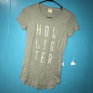 Army green Hollister comfy/fitted tee